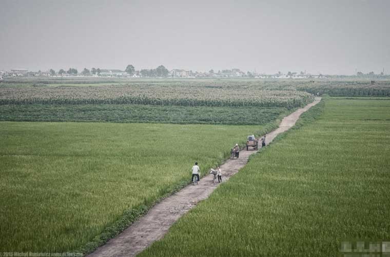 Ngo ngang truoc loat anh khac la ve dat nuoc Trieu Tien-Hinh-2